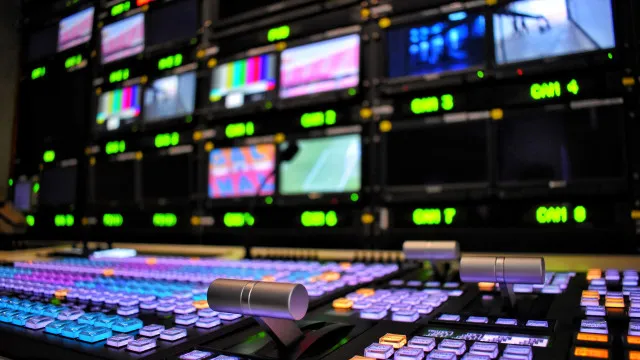 exposicao-a-desinformacao-tem-impacto-na-saude-mental-de-‘fact-checkers’