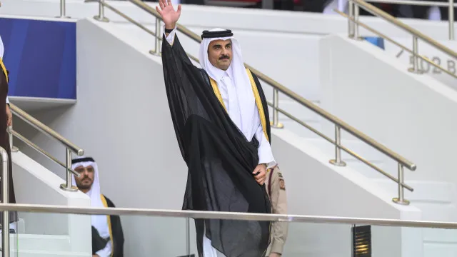 qatar-anuncia-morte-do-antigo-emir-xeque-hamad