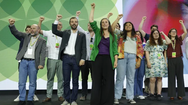 livre:-oposicao-interna-alerta-para-“perigo-da-maioria-absoluta”