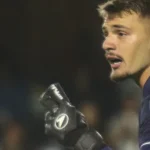 grando-pega-dois-penaltis,-e-gremio-vence-cruzeiro-em-amistoso-quente
