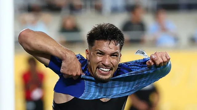 ajax-encaminha-contratacao-de-marcos-leonardo-por-r$-150-milhoes