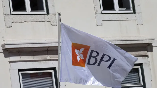 fitch-sobe-‘rating’-do-banco-bpi-para-a+