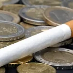 selo-do-maco-de-tabaco-fica-mais-caro-2,2%-em-2027-e-vai-ser-verde
