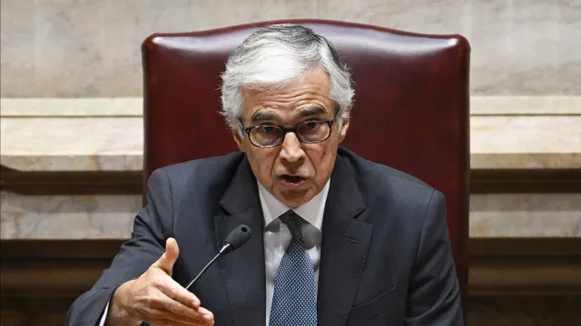 aguiar-branco-recusa-adiar-debate-do-estado-da-nacao-(apos-pedido-da-il)