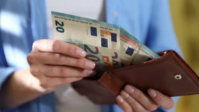 comissao-propoe-prescricao-de-dividas-por-taxas-ao-fim-de-8-anos