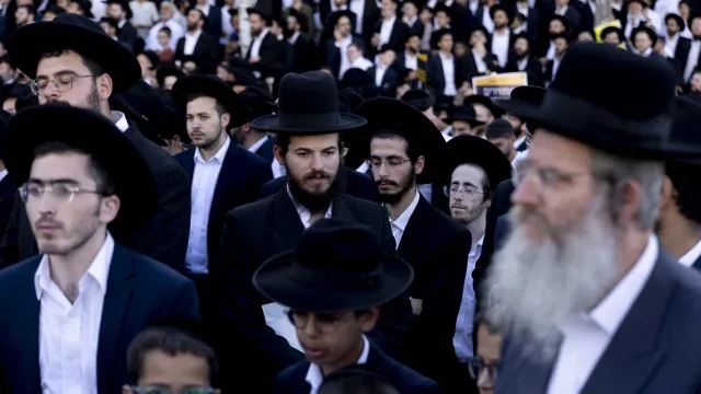 israel-suspende-detencao-de-ultraortodoxos-que-evitem-servico-militar