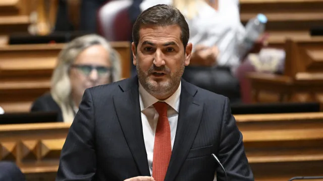 psd-diz-que-problemas-com-exames-nacionais-nao-justificam-“alarido”