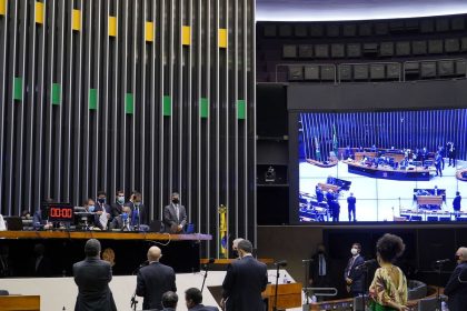 dino-intima-partidos-a-explicar-controle-de-emendas-parlamentares
