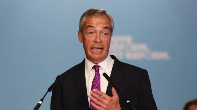 policia-britanica-prende-homem-que-ameacou-matar-nigel-farage