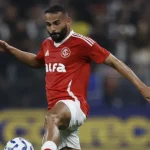 sao-paulo-consulta-internacional-em-busca-de-troca-pelo-volante-thiago-maia