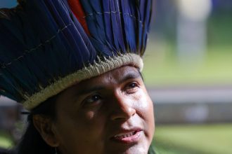 camara-aprova-uso-de-indumentarias-tradicionais-em-fotos-de-documentos
