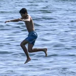 criancas-de-estados-insulares-com-sete-vezes-mais-calor-do-que-em-2000