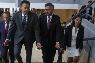 primeiro-ministro-abre-hoje-debate-do-estado-da-nacao-com-exames-na-mira