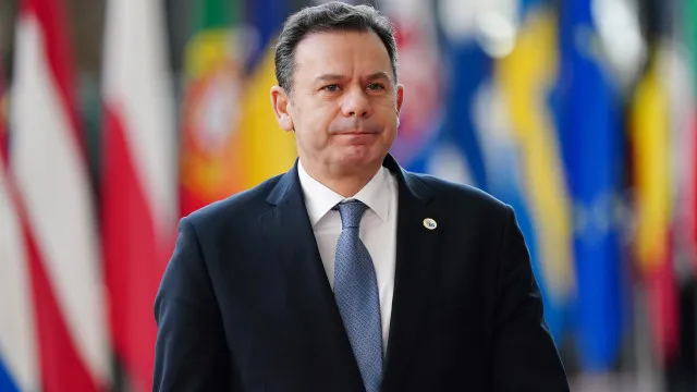 montenegro-pede-a-ps-e-chega-que-larguem-os-“umbigos-politicos”