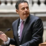 deputados-deixam-17-perguntas-a-montenegro-(ja-sem-tempo-para-responder)