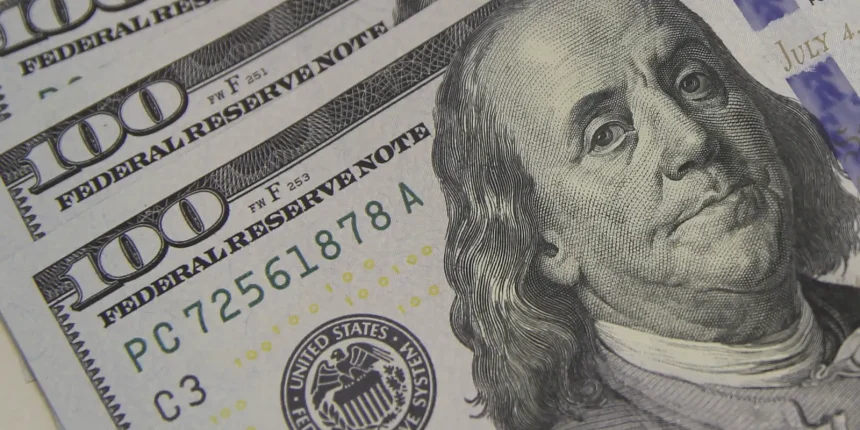dolar-encosta-em-r$-5,10-com-tarifaco-e-tensao-global
