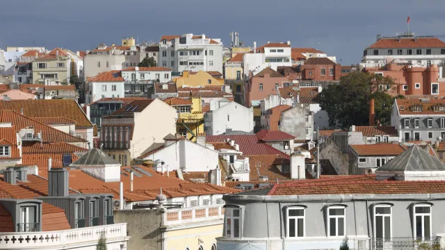 preco-mediano-da-habitacao-sobe-16,8%-em-2025-para-2.076-euros/m2