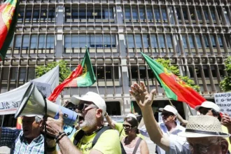 “os-tribunais-teimam-em-ignorar-a-dimensao-da-lesao-das-vitimas-do-bes”