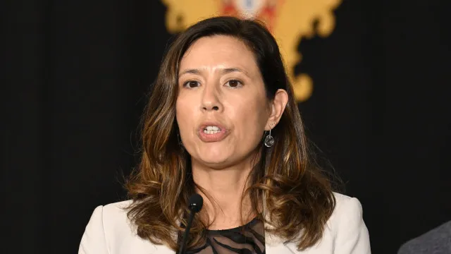 mai?-“temos-um-ministro-envolto-num-conjunto-de-trapalhadas-insolitas”
