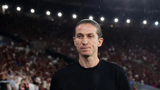 ex-flamengo,-filipe-luis-estreia-pelo-monaco-com-vitoria-em-amistoso