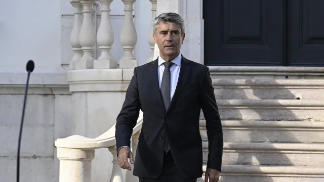 carneiro-pede-eventual-prolongamento-da-candidatura-ao-ensino-superior