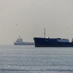 estreito-de-ormuz-quase-paralisado-com-escalada-entre-eua-e-irao