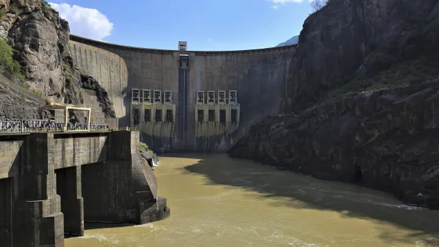 barragem-mocambicana-de-cahora-bassa-recupera-apos-anos-de-seca