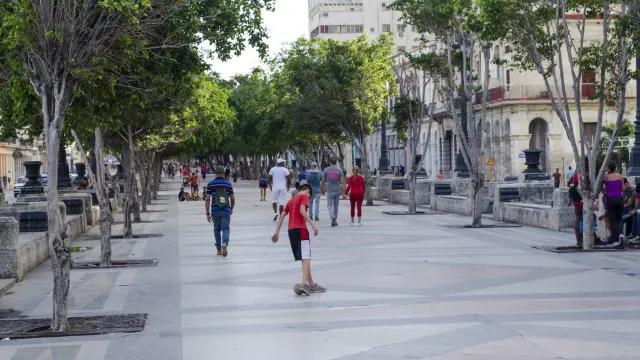 cuba:-navio-entrega-ajuda-humanitaria-a-hospital-pediatrico-em-havana