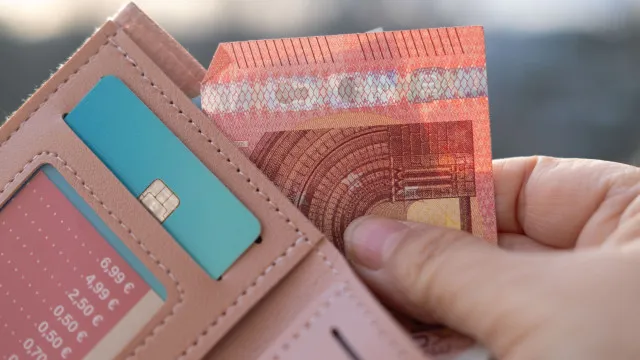 afinal,-quando-deve-ser-pago-o-subsidio-de-ferias?-act-esclarece