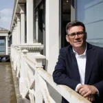 andy-burnham-afasta-aliados-de-starmer-durante-remodelacao-governamental