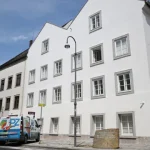 casa-onde-nasceu-adolf-hitler-na-austria-reabriu-como-esquadra-de-policia