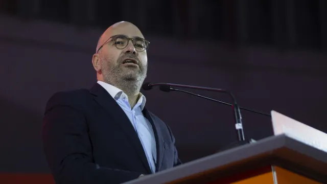 pinto-luz-elogia-luis-neves-por-melhorias-no-aeroporto-de-lisboa