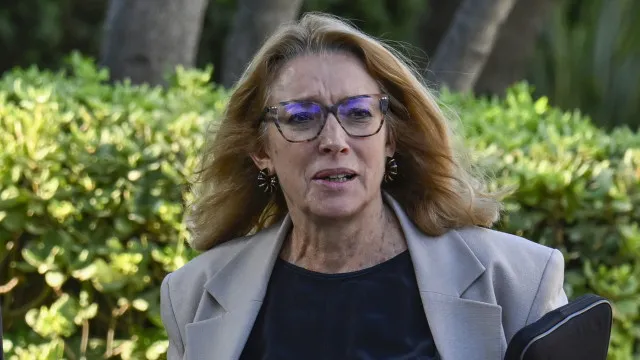 ministra-rejeita-licenca-parental-sem-partilha:-“nao-e-sustentavel”