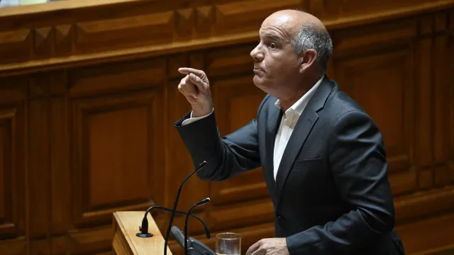 paulo-raimundo-critica-luis-neves:-“ha-limites-para-a-paciencia”