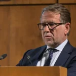 il-quer-debate-com-mai-na-comissao-permanente-do-parlamento