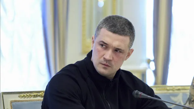 ex-ministro-da-defesa-ucraniano-recusa-cargos-propostos-por-zelensky