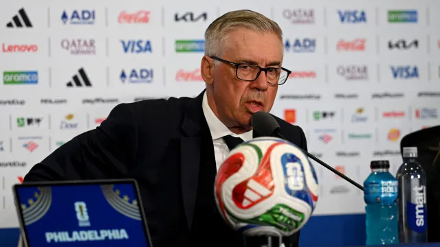 maldini-diz-que-procurou-ancelotti-para-comandar-a-selecao-italiana