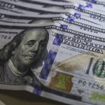 dolar-fica-estavel-em-r$-5,08,-mas-cai-0,58%-na-semana