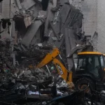 costa-e-von-der-leyen-condenam-ataque-russo-contra-consulado-letao