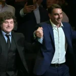 brasil.-milei-declara-apoio-a-flavio-bolsonaro-contra-“lixo-socialista”