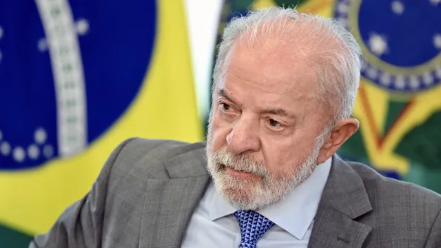 lula-reage-com-ironia-as-declaracoes-de-milei:-“quem-e-este-cara?”