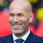zidane-assume-selecao-da-franca-e-assina-contrato-ate-2030