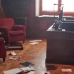 gabinete-de-andre-ventura-vandalizado-na-assembleia.-pj-no-local