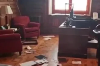 gabinete-de-andre-ventura-vandalizado-na-assembleia.-pj-no-local