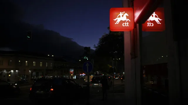 lucro-dos-ctt-cai-41,6%-no-1.o-semestre-para-12,9-milhoes-de-euros