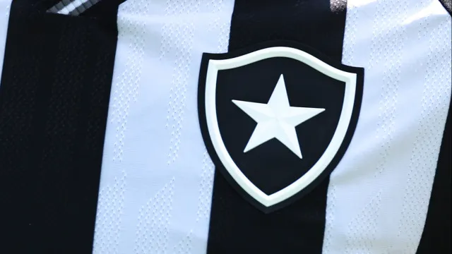 botafogo-entra-em-acordo-com-ferraresi,-e-sao-paulo-tera-newton-de-graca