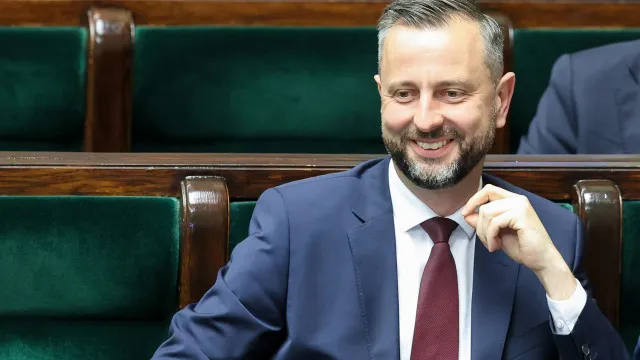 polonia-avisa-sobre-lei-russa-para-justificar-intervencoes-no-estrangeiro
