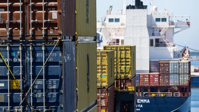 exportacoes-sobem-10%-e-importacoes-8,2%-no-2.o-trimestre