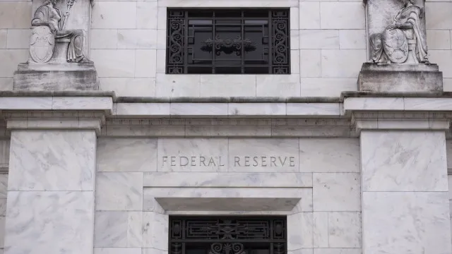 reserva-federal-americana-volta-a-deixar-taxas-de-juro-inalteradas-  