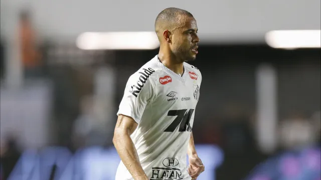 santos-e-mayke-rompem-conversas-por-rescisao-e-caso-vai-para-o-juridico